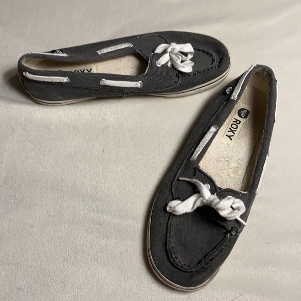 Roxy shoes - Picture 2 of 4